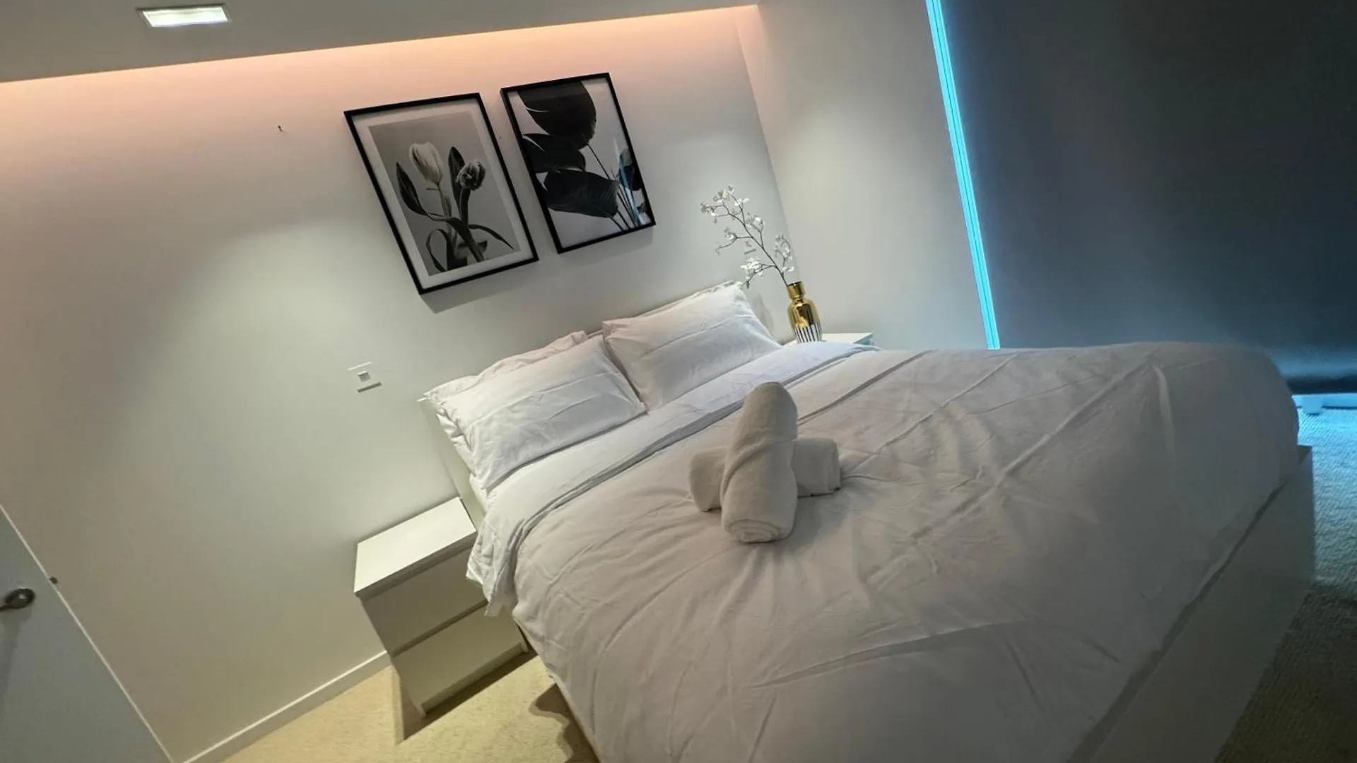 The Heights At Riverline O2 View & Ac London